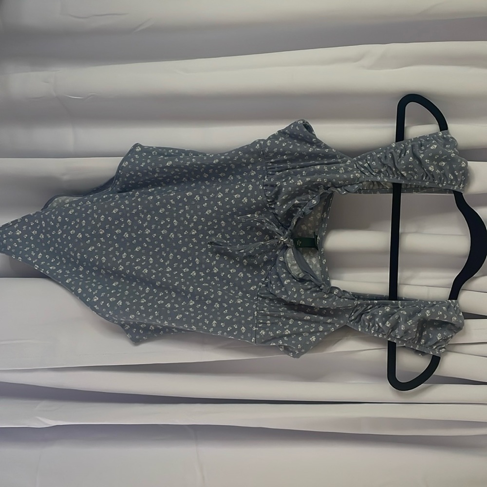 Bodysuit light blue flower top